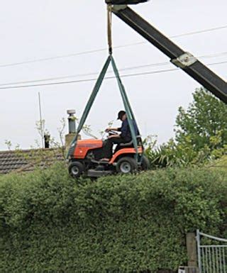 hedge trimming in clyde hill  Search